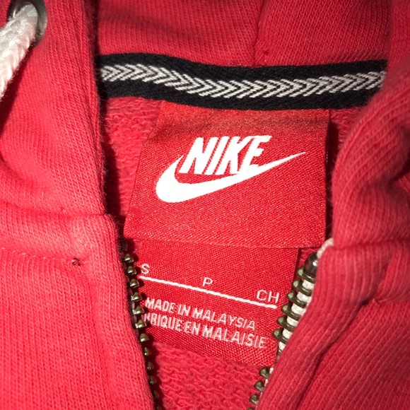 Nike sweatshirt - Picture 2 of 2